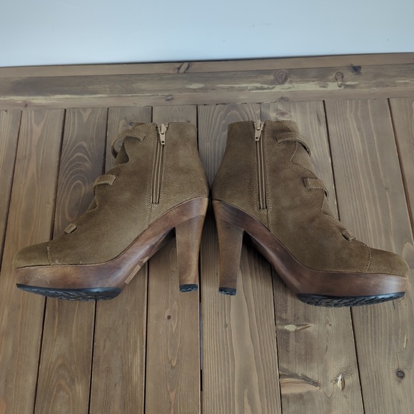 See by Chloe Solfo Buckle Wood Platform Ankle Boots Tan Suede - Picture 7 of 14